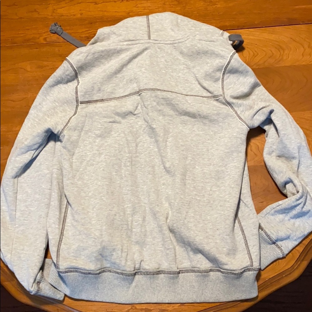 Divided H&M sweater - Picture 2 of 3